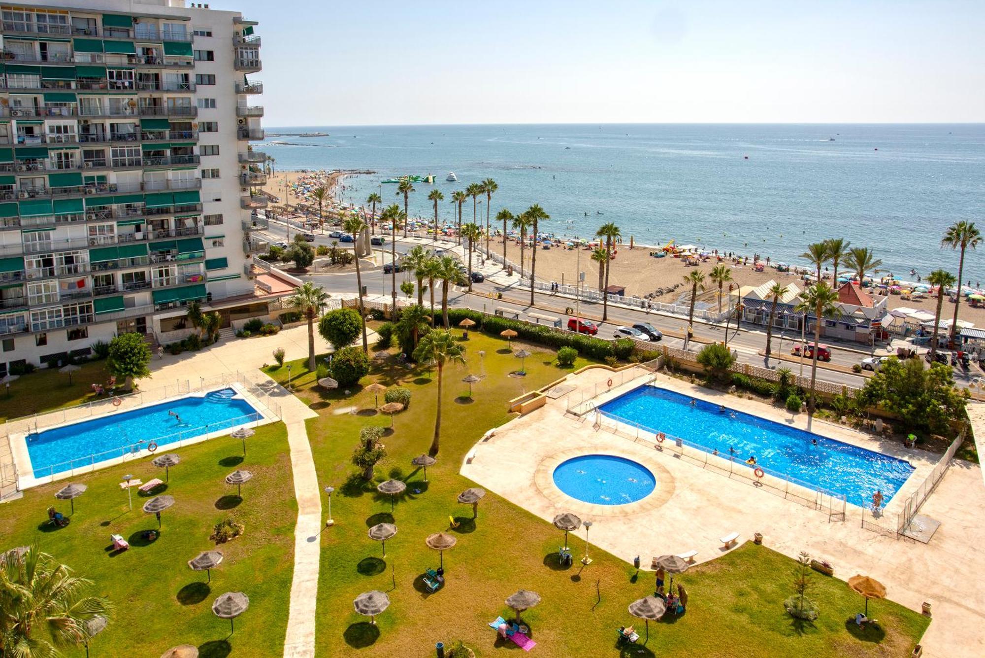 Con Vistas Al Mar En * Benalmádena